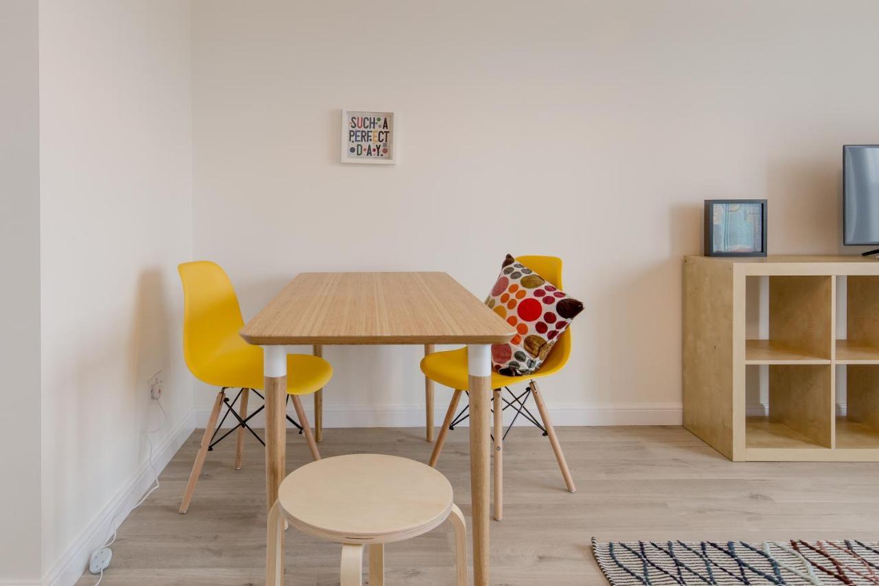 Dreamhouse Apartments Edinburgh Haymarket Exterior foto